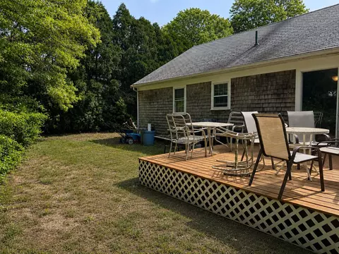 Exterior - 39 Indian Trl, Centerville, MA 02632 photo 2 of 3