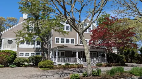 105 Parker Rd UNIT B, Osterville, MA 02655