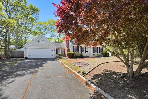 Exterior - 556 Cotuit Rd, Mashpee, MA 02649 photo 11 of 11