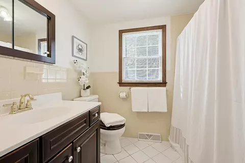 Bath - 556 Cotuit Rd, Mashpee, MA 02649 photo 1 of 2