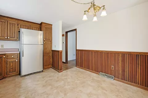 Kitchen - 556 Cotuit Rd, Mashpee, MA 02649 photo 2 of 5
