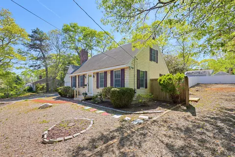 Exterior - 556 Cotuit Rd, Mashpee, MA 02649 photo 8 of 11