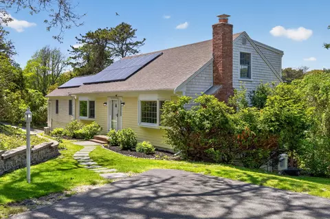 36 Pursel Dr, North Chatham, MA 02650
