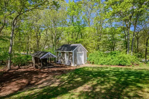 Exterior - 284 Braggs Ln, Barnstable, MA 02630 photo 19 of 21