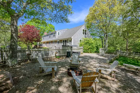 Exterior - 284 Braggs Ln, Barnstable, MA 02630 photo 6 of 21