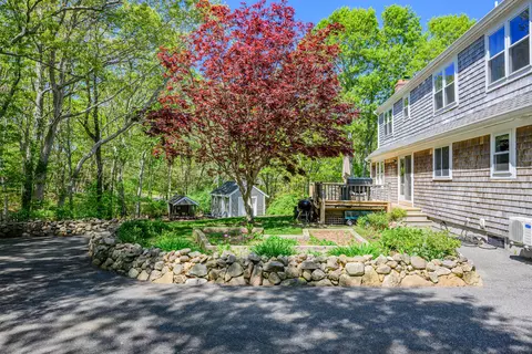 Exterior - 284 Braggs Ln, Barnstable, MA 02630 photo 13 of 21
