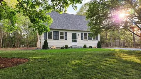 Exterior - 147 Chippingstone Rd, Marstons Mills, MA 02648 photo 9 of 9