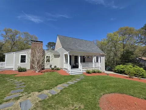 1 Katies Way, East Sandwich, MA 02537