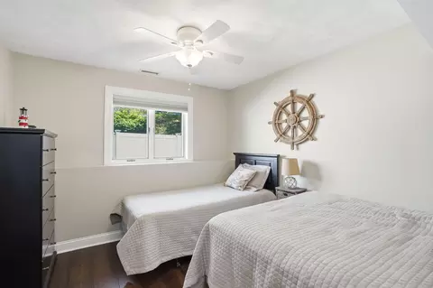 Bedroom - 4 Cross Rd, Bourne, MA 02532 photo 7 of 7