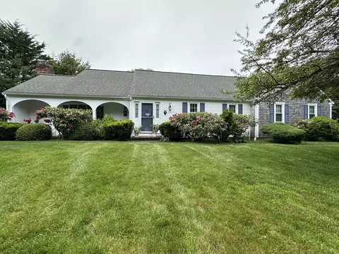 170 Althea Dr, Cummaquid, MA 02637