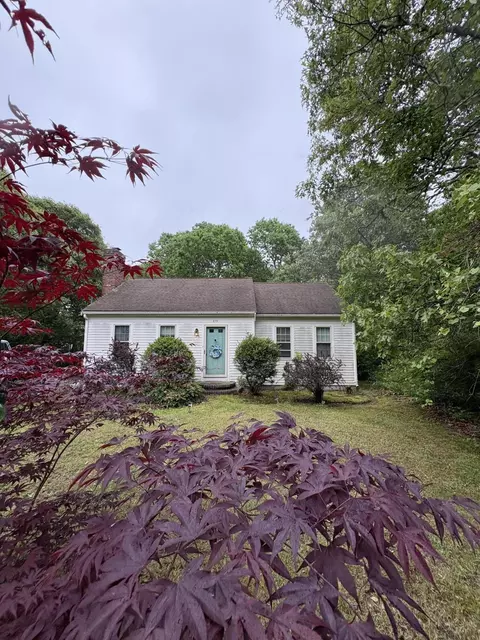 615 Route 6a, Yarmouth Port, MA 02675