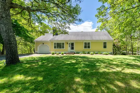 168 White Moss Dr, Marstons Mills, MA 02648 photo 8