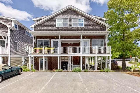 34 Conwell St UNIT 1, Provincetown, MA 02657