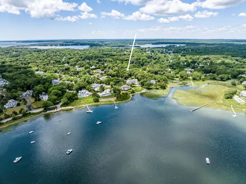 View/Area - 156 E Bay Rd, Osterville, MA 02655 photo 1 of 7