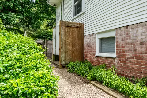 Exterior - 156 E Bay Rd, Osterville, MA 02655 photo 19 of 23
