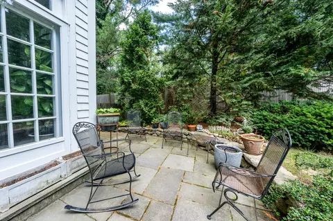 Exterior - 156 E Bay Rd, Osterville, MA 02655 photo 14 of 23