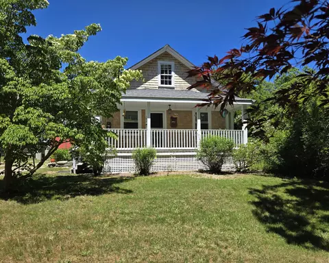 199 Cammett Rd, Marstons Mills, MA 02648