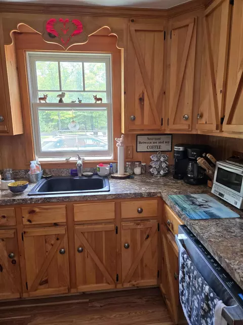 Kitchen - 199 Cammett Rd, Marstons Mills, MA 02648 photo 2 of 2