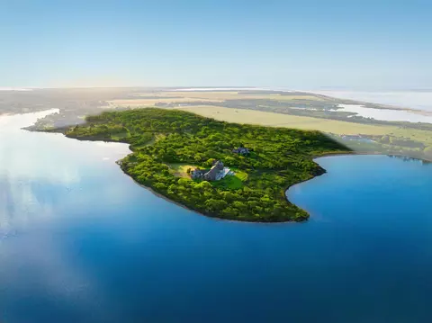15 Forever Wild Way, Edgartown, MA 02539