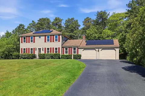36 Kirk Cir, Plymouth, MA 02360