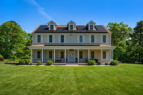 111 Sisters Cir, Yarmouth Port, MA 02675