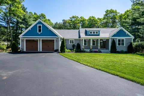 265 Cotuit Rd, Mashpee, MA 02649