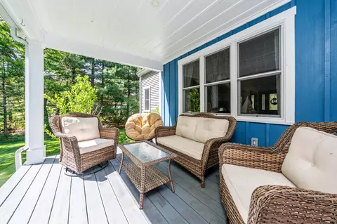 Exterior - 265 Cotuit Rd, Mashpee, MA 02649 photo 2 of 3