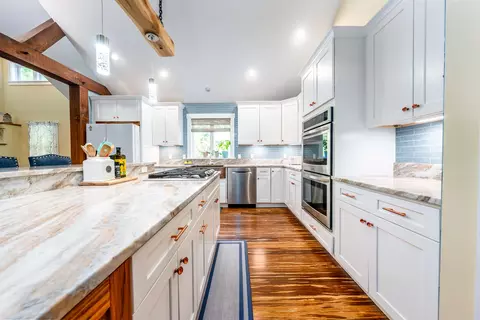 Kitchen - 265 Cotuit Rd, Mashpee, MA 02649 photo 2 of 4