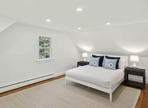 Bedroom - 16 Maple Rd, Centerville, MA 02632 photo 4 of 5