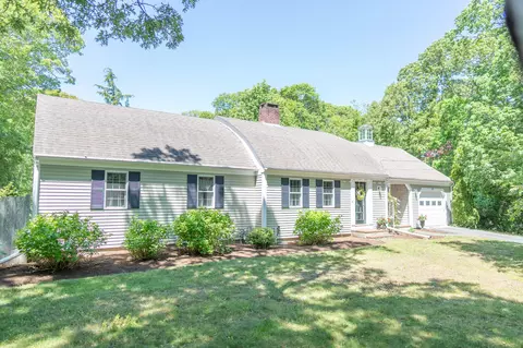 121 Salt Rock Rd, Barnstable, MA 02630