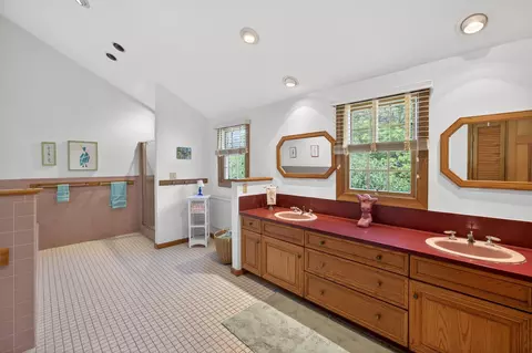 Bath - 81 Indian Spring Rd, West Barnstable, MA 02668 photo 2 of 4