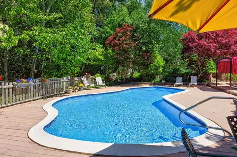 Exterior - 81 Indian Spring Rd, West Barnstable, MA 02668 photo 10 of 16
