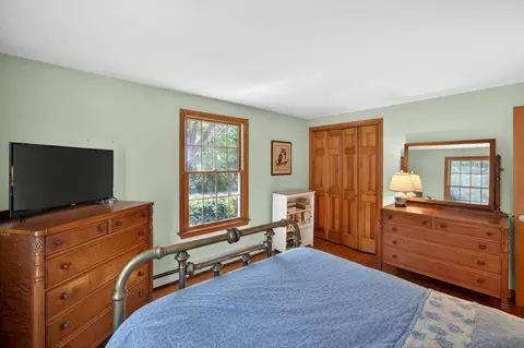 Bedroom - 81 Indian Spring Rd, West Barnstable, MA 02668 photo 9 of 10