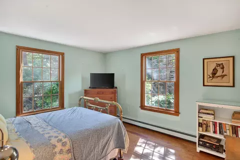 Bedroom - 81 Indian Spring Rd, West Barnstable, MA 02668 photo 8 of 10
