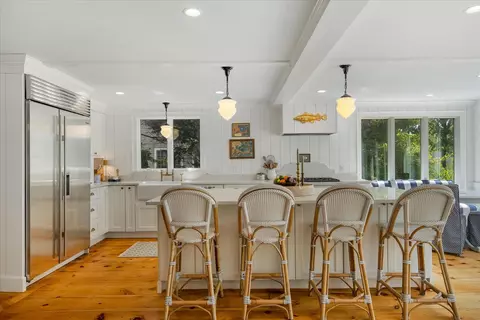 200 Main St, Sandwich, MA 02563