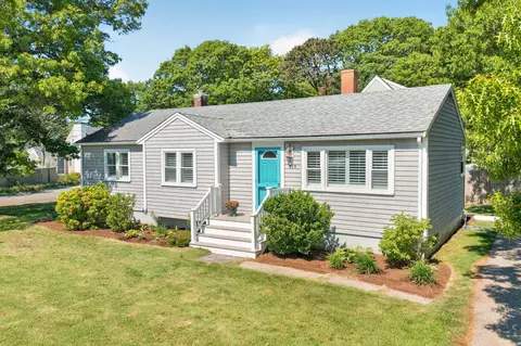 119 Seacoast Shores Blvd, East Falmouth, MA 02536