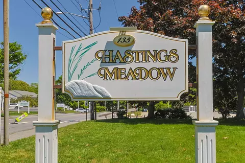 135 W Main St #32, Hyannis, MA 02601