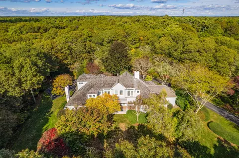 View/Area - 140 Seapuit Rd, Osterville, MA 02655 photo 4 of 5