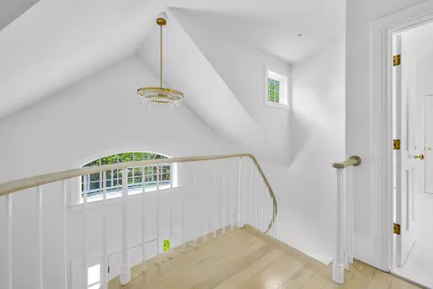 Entry Way - 140 Seapuit Rd, Osterville, MA 02655 photo 8 of 9