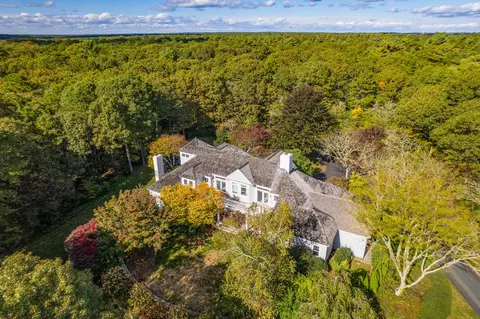 View/Area - 140 Seapuit Rd, Osterville, MA 02655 photo 1 of 5
