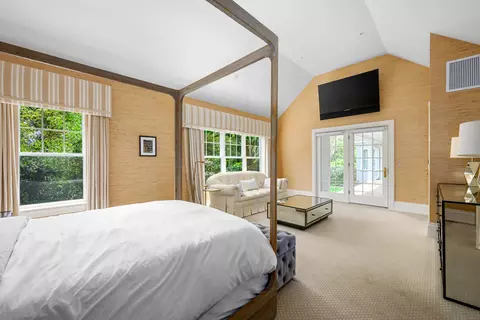 Bedroom - 140 Seapuit Rd, Osterville, MA 02655 photo 3 of 9