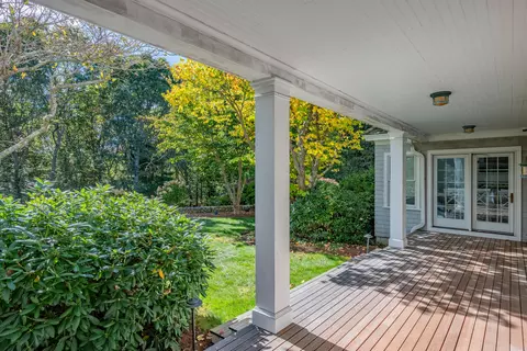 Exterior - 140 Seapuit Rd, Osterville, MA 02655 photo 6 of 11