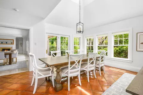 Dining - 140 Seapuit Rd, Osterville, MA 02655 photo 8 of 8