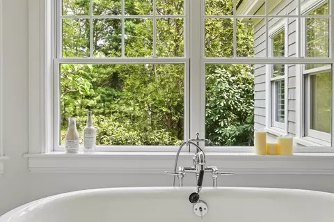 Bath - 140 Seapuit Rd, Osterville, MA 02655 photo 3 of 10