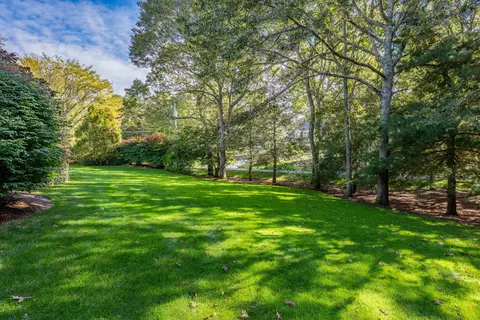 Exterior - 140 Seapuit Rd, Osterville, MA 02655 photo 7 of 11