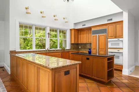 Kitchen - 140 Seapuit Rd, Osterville, MA 02655 photo 1 of 4