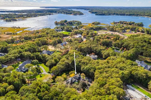 View/Area - 140 Seapuit Rd, Osterville, MA 02655 photo 2 of 5
