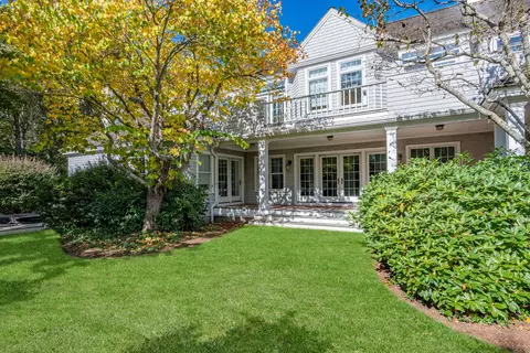 Exterior - 140 Seapuit Rd, Osterville, MA 02655 photo 7 of 12