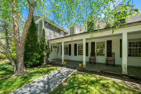 50 0 Indian Trl, Barnstable, MA 02630