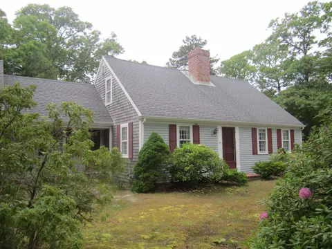 18 Sturbridge Dr, Orleans, MA 02653